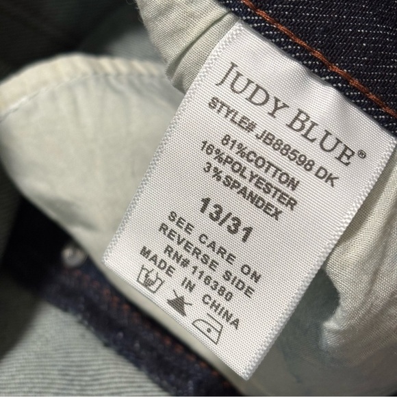 NWOT Judy Blue 88598 Straight Fit Dark Wash Button Fly Jeans Size 31 - Picture 10 of 12